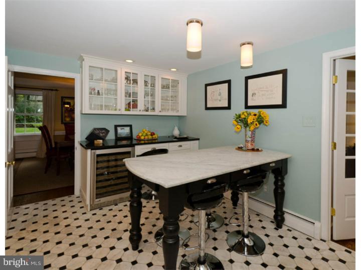 869 Goshen Road Newtown Square, PA 19073 - Photo 9 of 23 Gallery Image 9