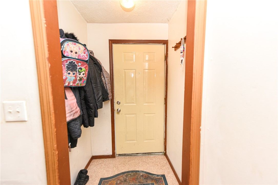 664 Portland Avenue Rochester, NY 14621 - Photo 4 of 28