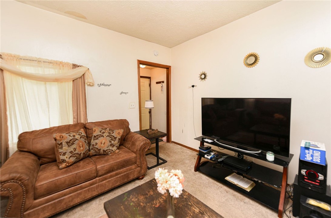 664 Portland Avenue Rochester, NY 14621 - Photo 6 of 28