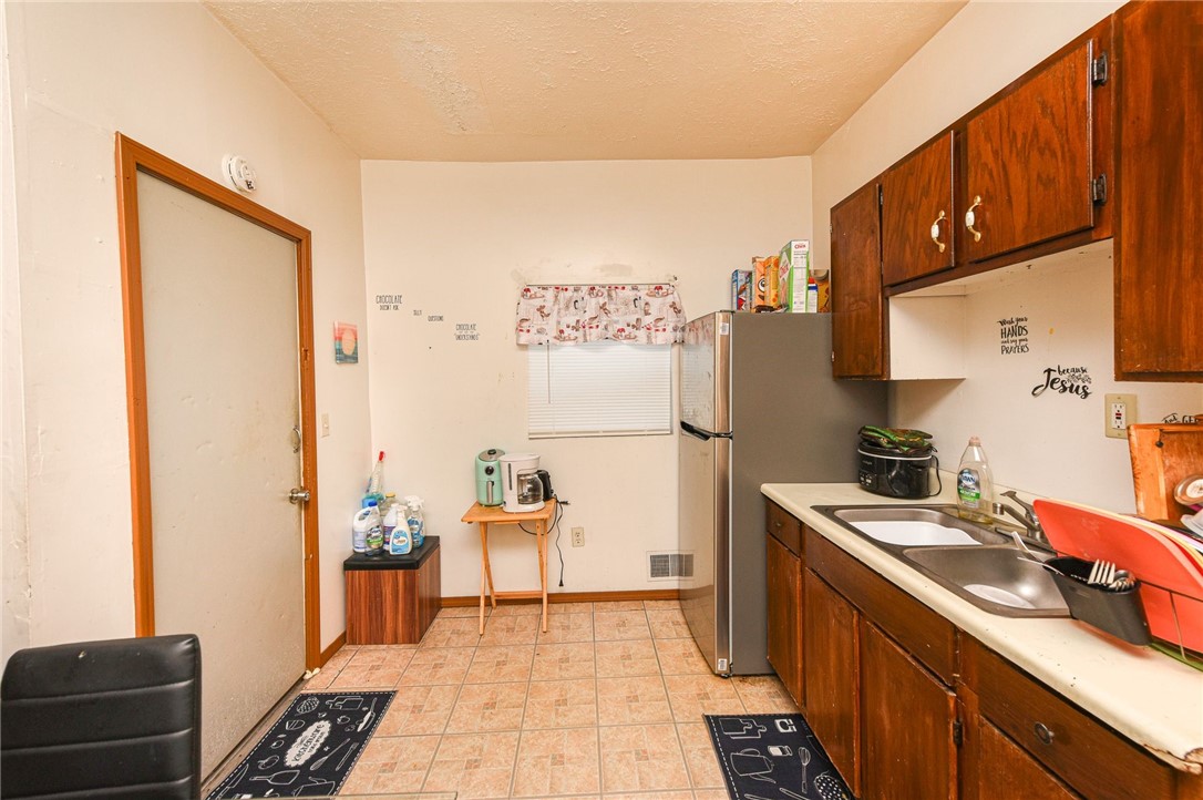 664 Portland Avenue Rochester, NY 14621 - Photo 8 of 28