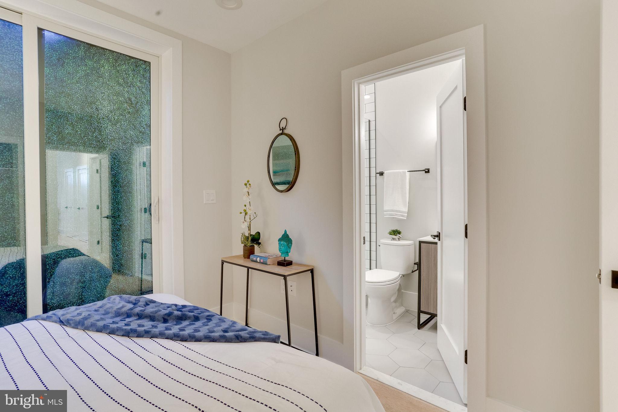 459 Florida Avenue Northwest, Unit 4 Washington, DC 20001 - Photo 25 of 33