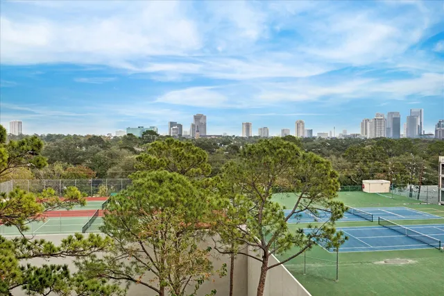 $3,500 | 661 Bering Drive, Unit 709, Houston, TX 77057