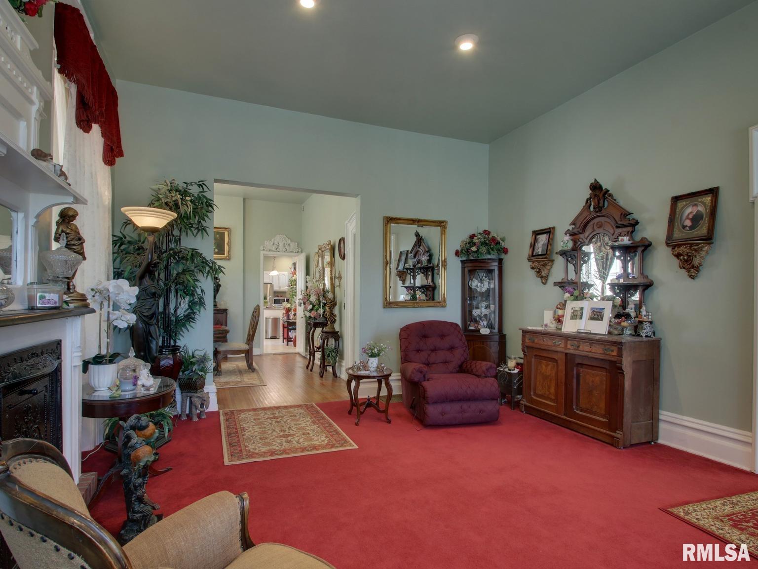1470 Vermont Street Quincy, IL 62301 - Photo 12 of 27