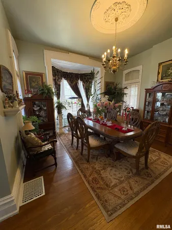 $399,900 | 1470 Vermont Street, Quincy, IL 62301