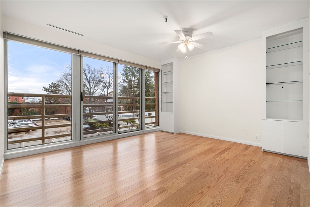 20 Webster Street, Unit 201 Brookline, MA 02446 - Photo 10 of 19