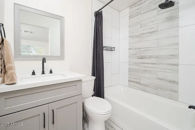 $3,300 | 3314 East Cypress Street, Phoenix, AZ 85008