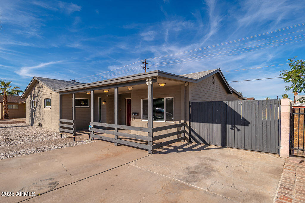 3314 East Cypress Street Phoenix, AZ 85008 - Photo 23 of 23 Wraparound driveway + slab parking