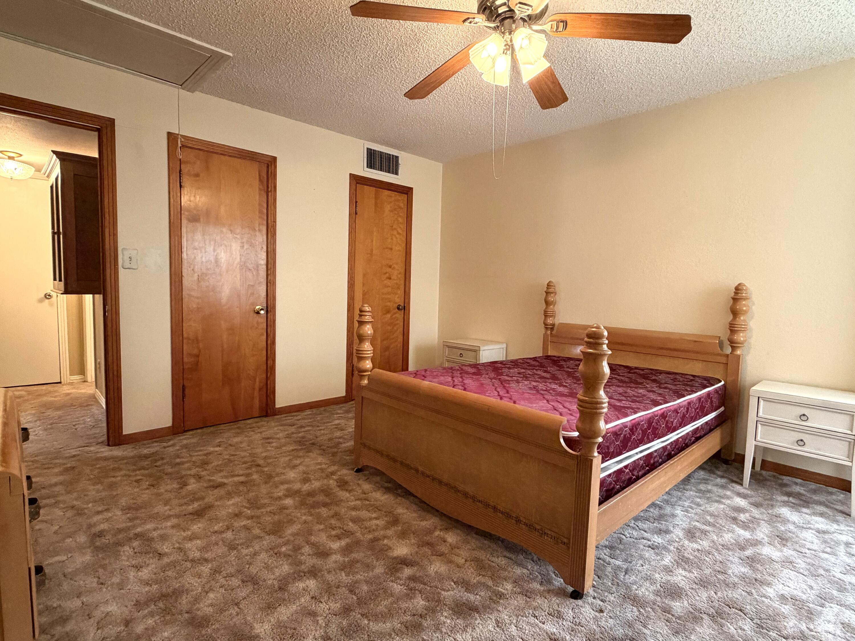 407 North 19th Street Lamesa, TX 79331 - Photo 7 of 22 IMG_2892
