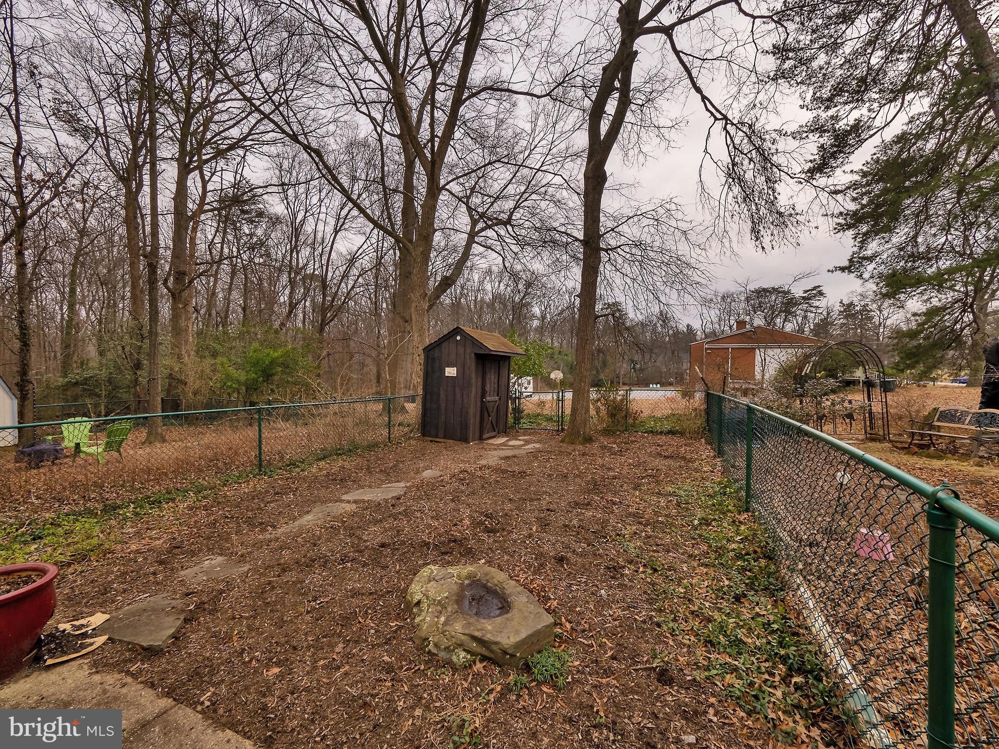 42-K Ridge Road Greenbelt, MD 20770 - Photo 39 of 40 Fenced-In Yard