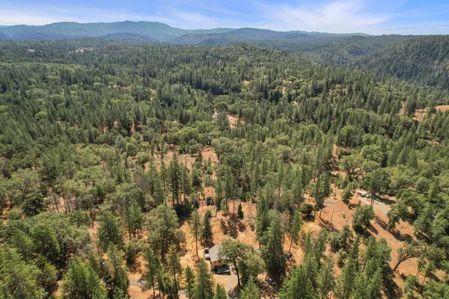 $379,950 | 402 Rabbit's Foot Road, West Point, CA 95255