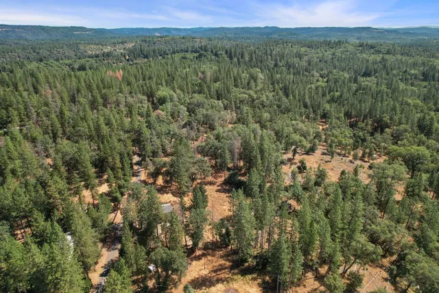 $379,950 | 402 Rabbit's Foot Road, West Point, CA 95255