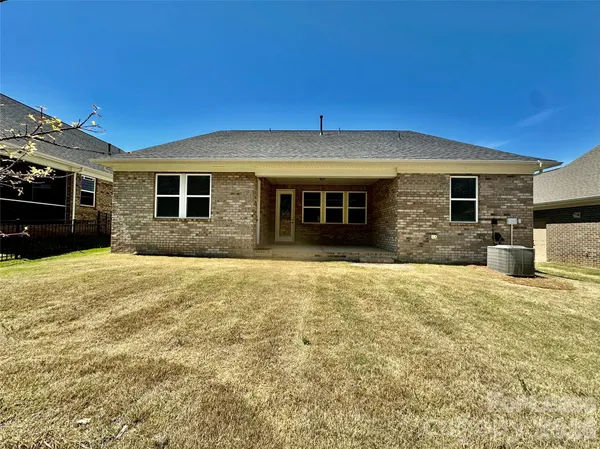 $3,300 | 9650 Liberty Hill Drive, Mint Hill, NC 28227