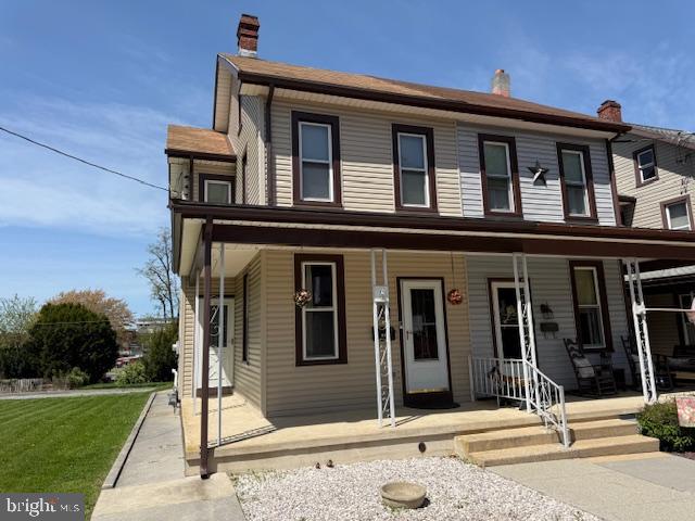 411 East Chestnut Street Lebanon, PA 17042 - Photo 2 of 48 a front view of a house