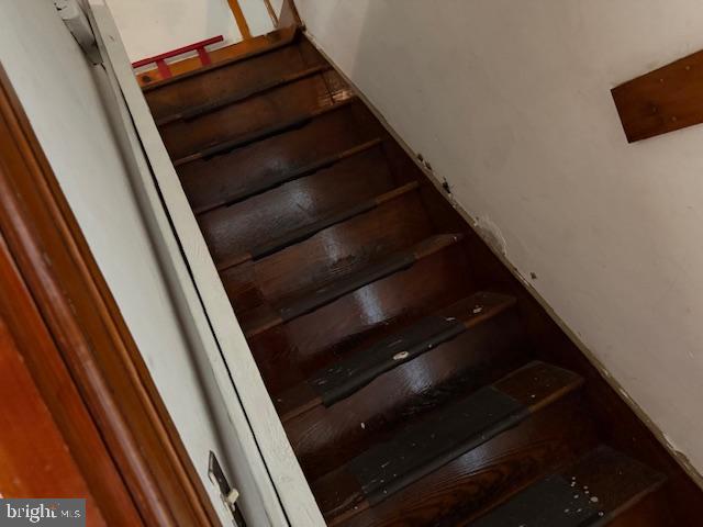 411 East Chestnut Street Lebanon, PA 17042 - Photo 34 of 48