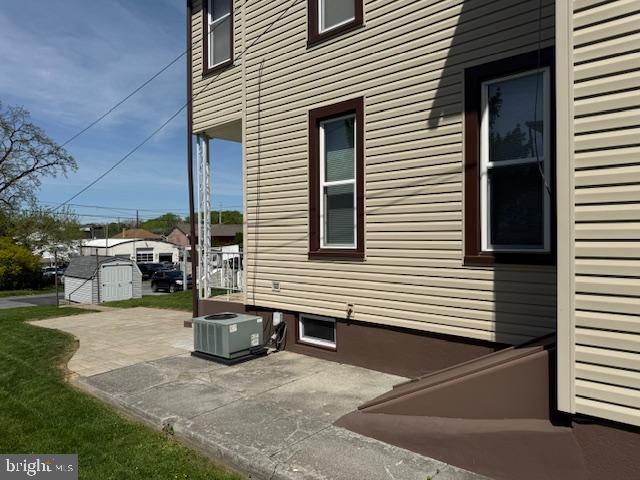411 East Chestnut Street Lebanon, PA 17042 - Photo 44 of 48 a view of a patio with a table and a chairs