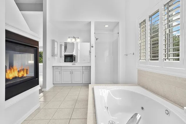 $500,000 | 1303 Old Bridge Lane, Unit 1303, Bellingham, MA 02019