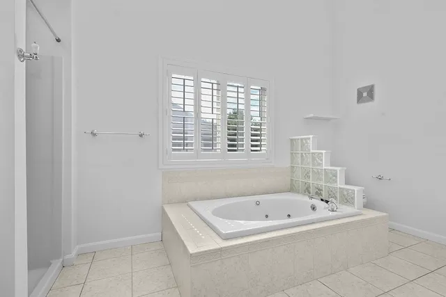 $500,000 | 1303 Old Bridge Lane, Unit 1303, Bellingham, MA 02019