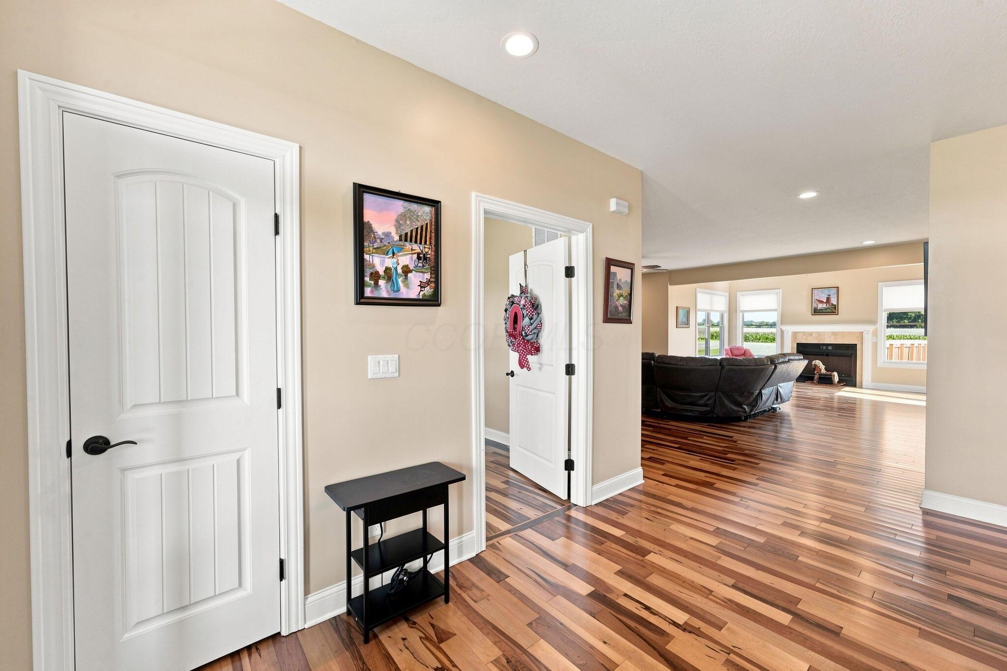 6548 Basil Western Road Northwest Carroll, OH 43112 - Photo 7 of 107 Hardwood floors