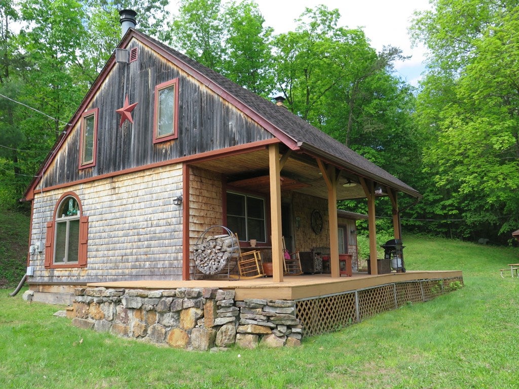 8211 Ridge Road Mapleton Depot, PA 17052 - Photo 3 of 27 Gallery Image 3