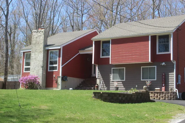 $599,900 | 20.5 Emerald Drive, Derry, NH 03038