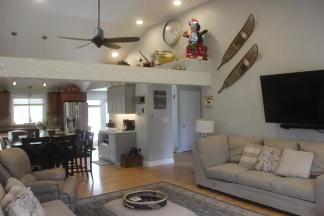 $599,900 | 20.5 Emerald Drive, Derry, NH 03038