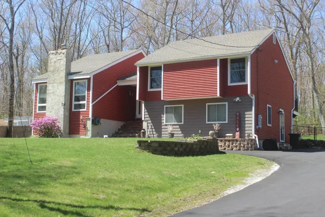 $599,900 | 20.5 Emerald Drive, Derry, NH 03038