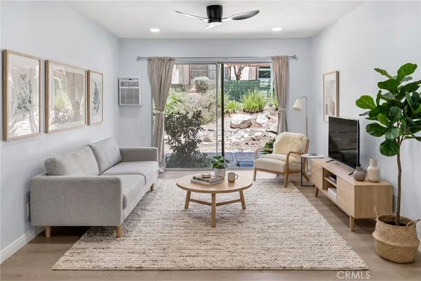 $349,000 | 5585 Pacific Coast Highway, Unit 171, Long Beach, CA 90804