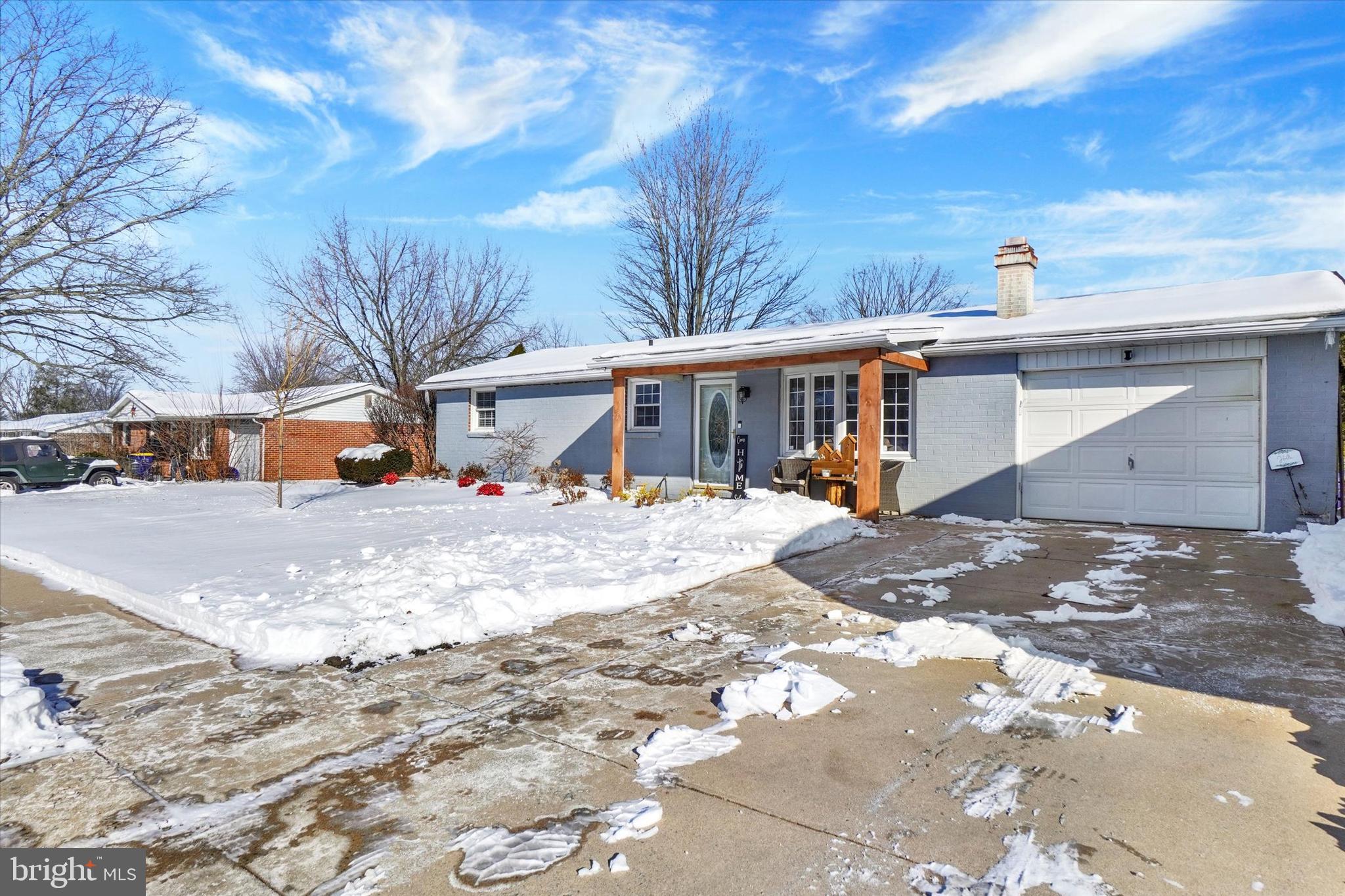 2209 Cedar Road York, PA 17408 - Photo 2 of 31