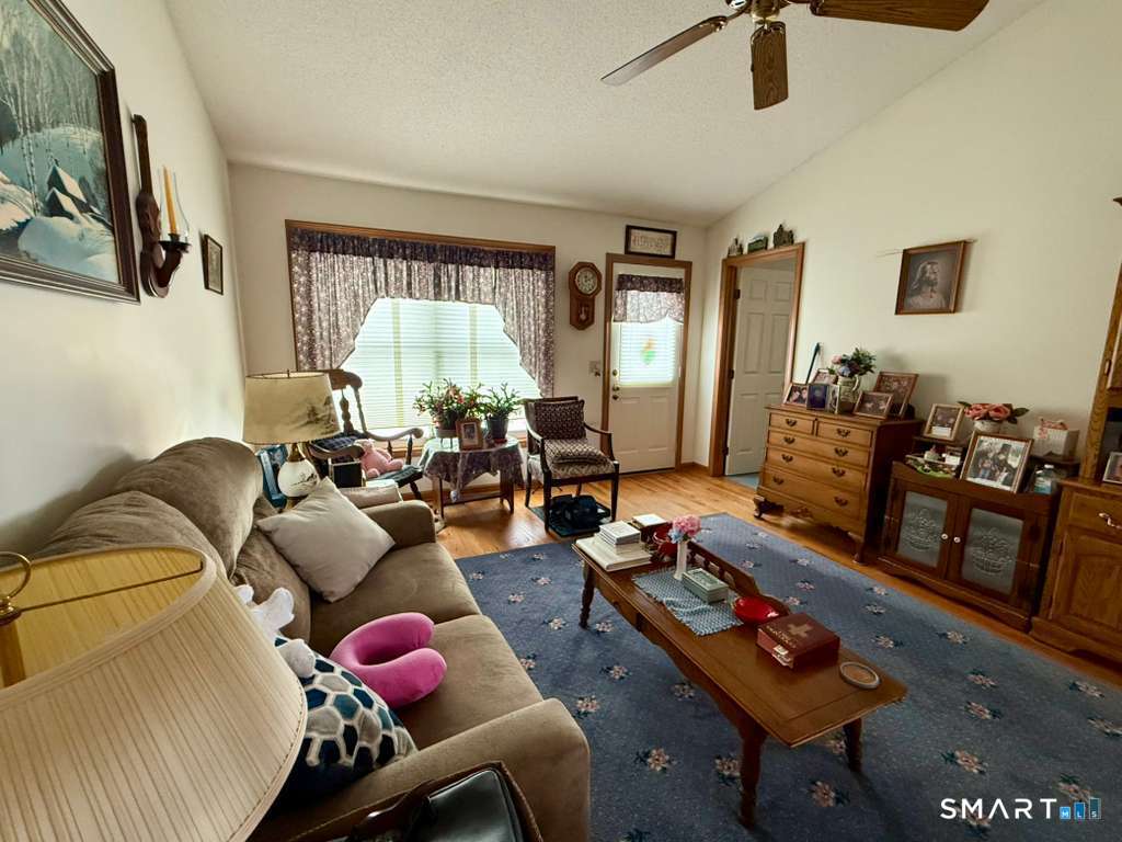 621 Overlook Path, Unit 621 Southington, CT 06489 - Photo 9 of 26