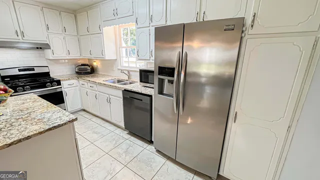 $359,900 | 85 Hol-Mar Court, McDonough, GA 30253