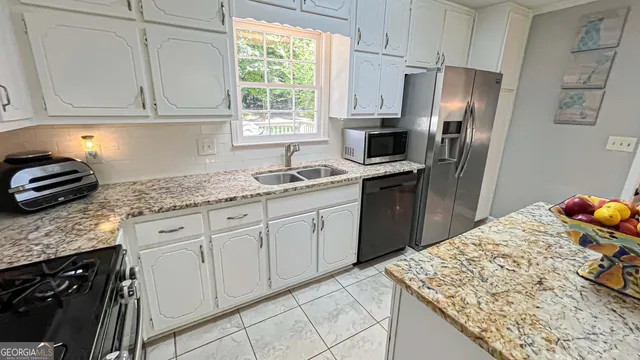 $359,900 | 85 Hol-Mar Court, McDonough, GA 30253