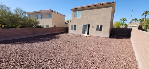 $1,925 | 3008 Dowitcher Avenue, North Las Vegas, NV 89084