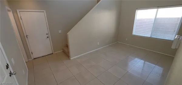 $1,925 | 3008 Dowitcher Avenue, North Las Vegas, NV 89084