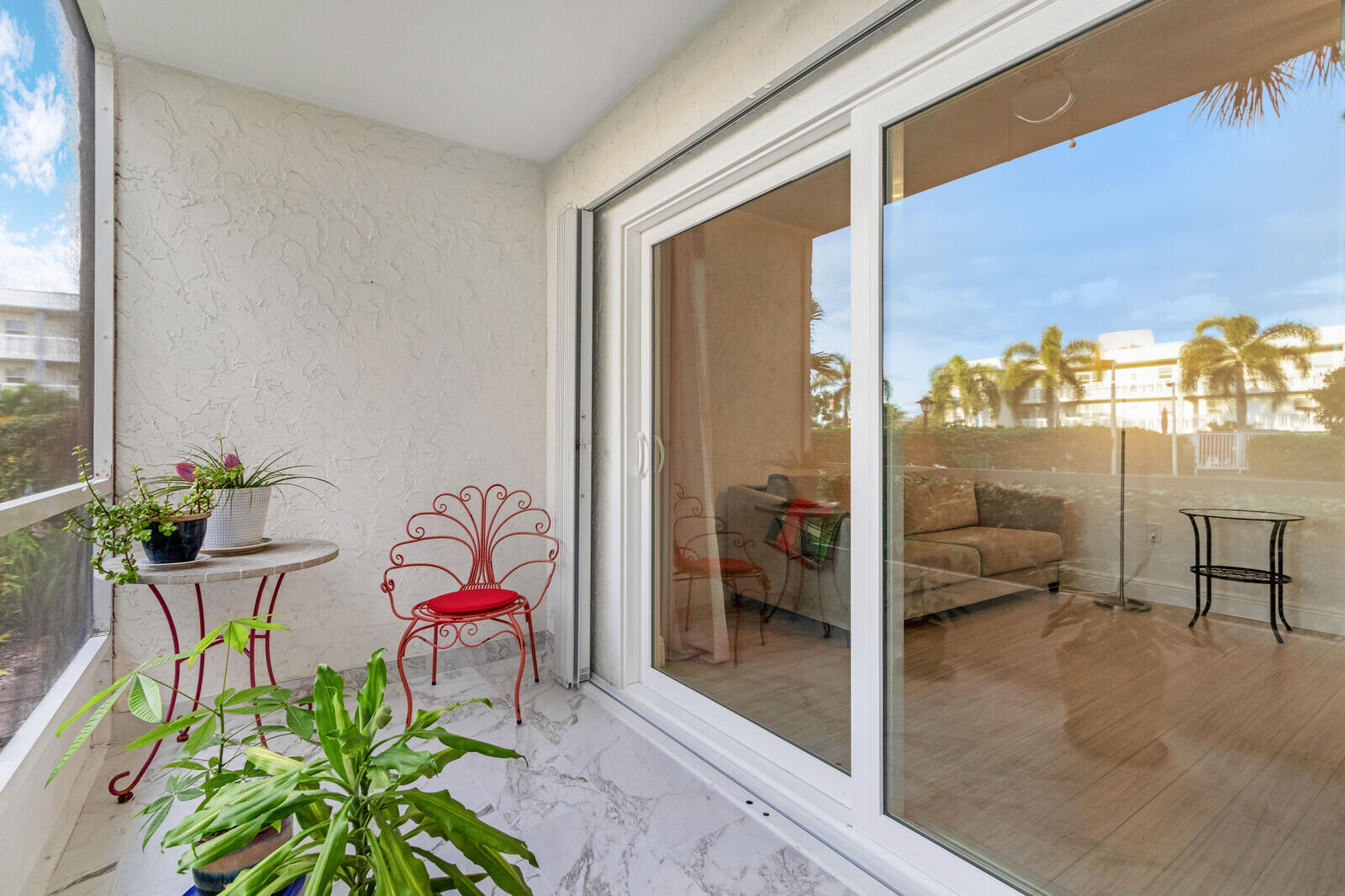 9872 Marina Boulevard, Unit 1414 Boca Raton, FL 33428 - Photo 14 of 20 15_HD_9872_Marina_Boulevard_Apt_141415_m