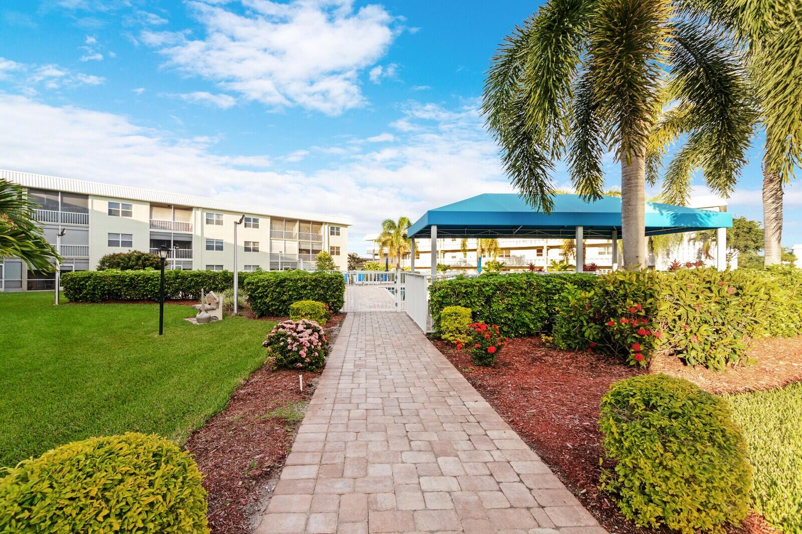 9872 Marina Boulevard, Unit 1414 Boca Raton, FL 33428 - Photo 17 of 20 04_HD_9872_Marina_Boulevard_Apt_14144_ml