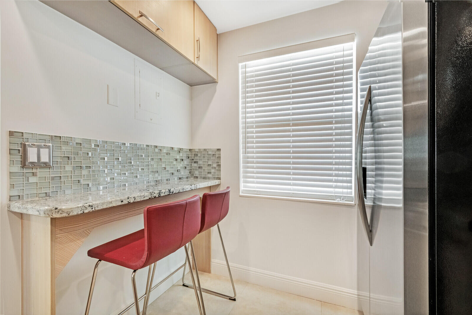 9872 Marina Boulevard, Unit 1414 Boca Raton, FL 33428 - Photo 3 of 20 23_HD_9872_Marina_Boulevard_Apt_141423_m