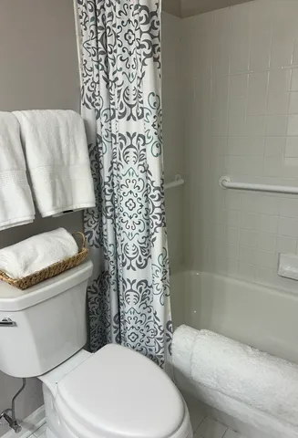 $1,750 | 91 Hunt Club Drive, Unit 91, St. Charles, IL 60174