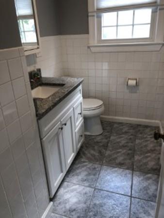 33 Old Middlesex Path Arlington, MA 02474 - Photo 9 of 18