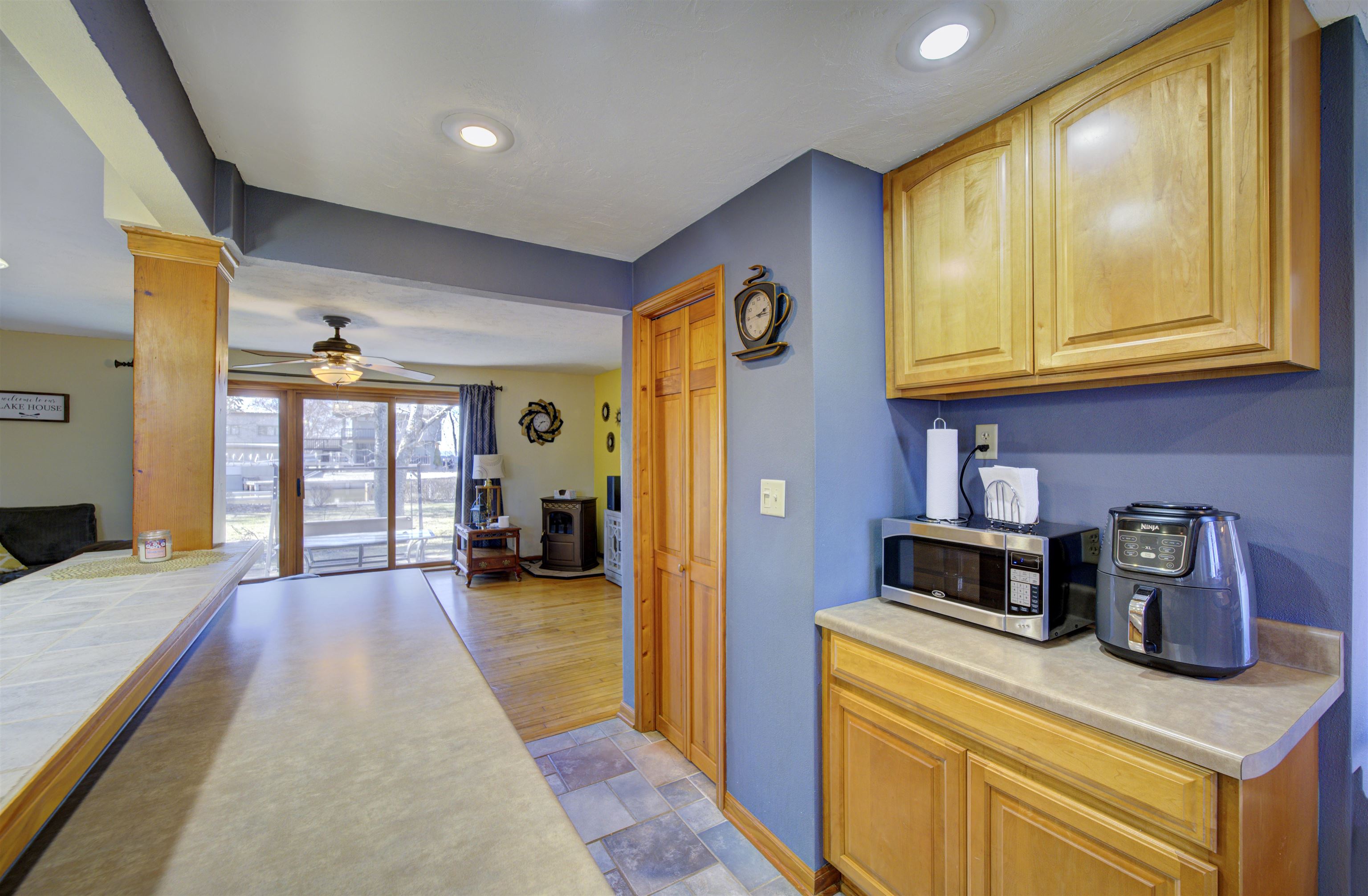 6817 Olen Trail Winneconne, WI 54986 - Photo 11 of 26