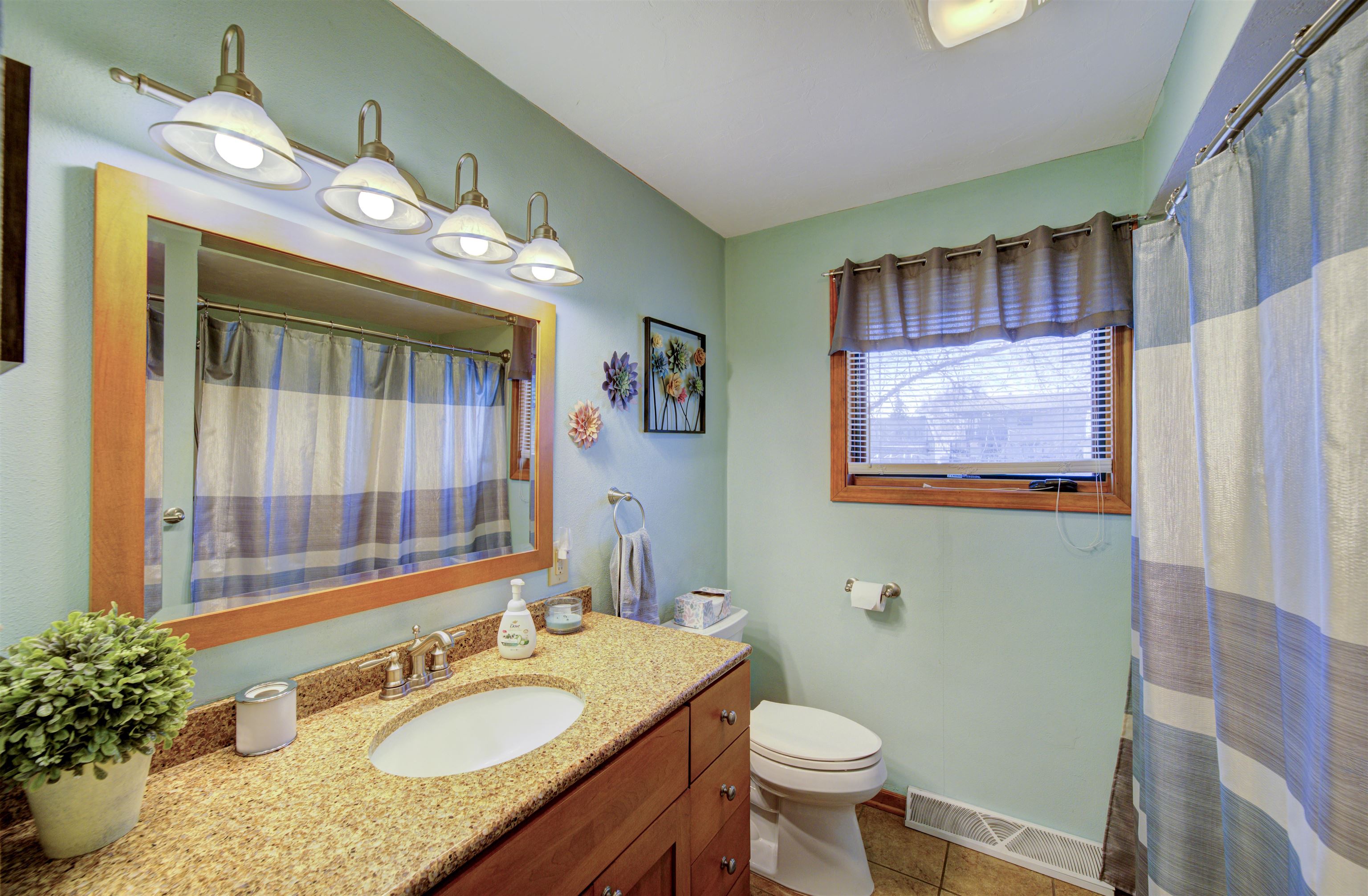 6817 Olen Trail Winneconne, WI 54986 - Photo 16 of 26