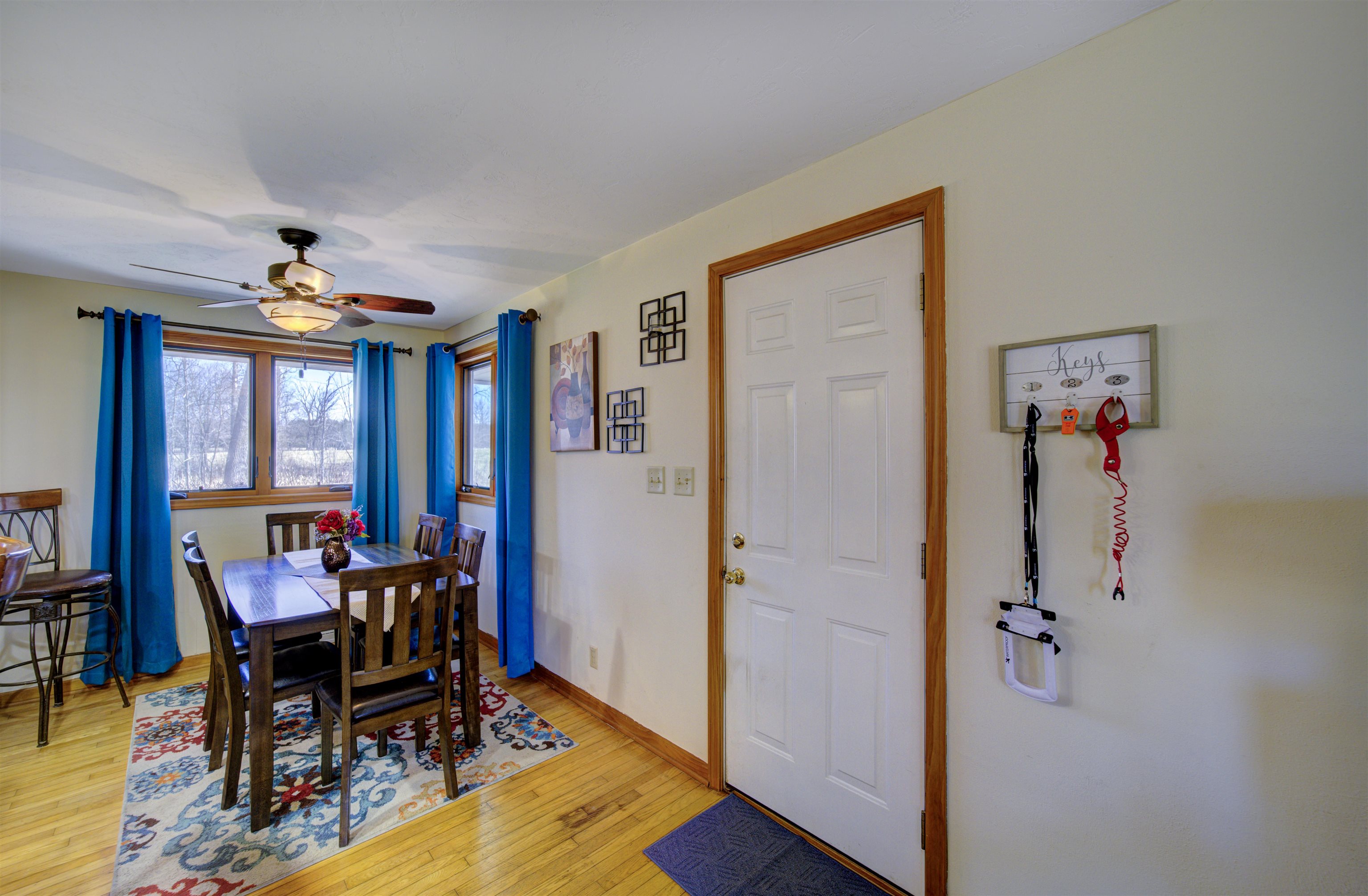 6817 Olen Trail Winneconne, WI 54986 - Photo 8 of 26