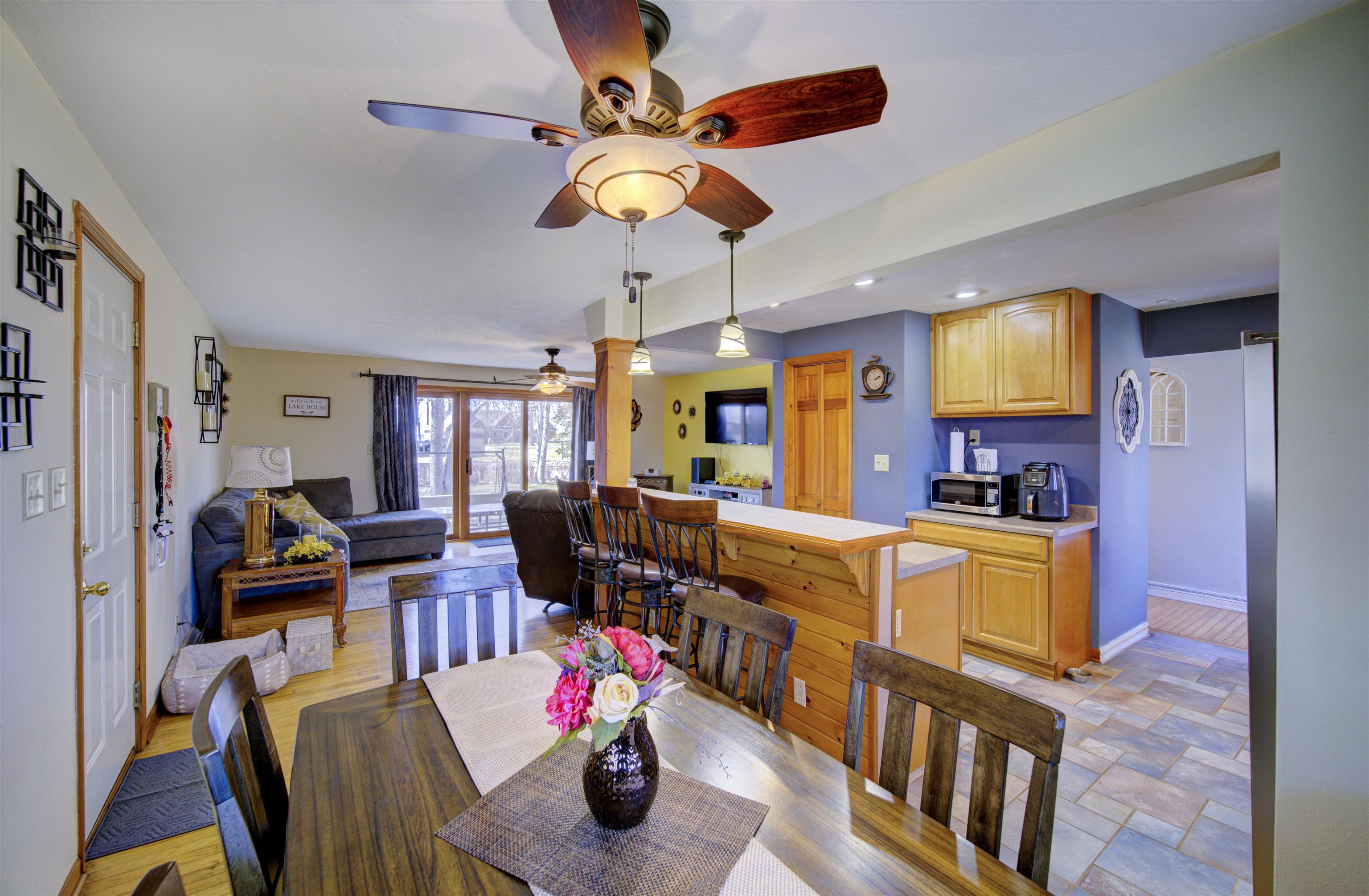 6817 Olen Trail Winneconne, WI 54986 - Photo 9 of 26