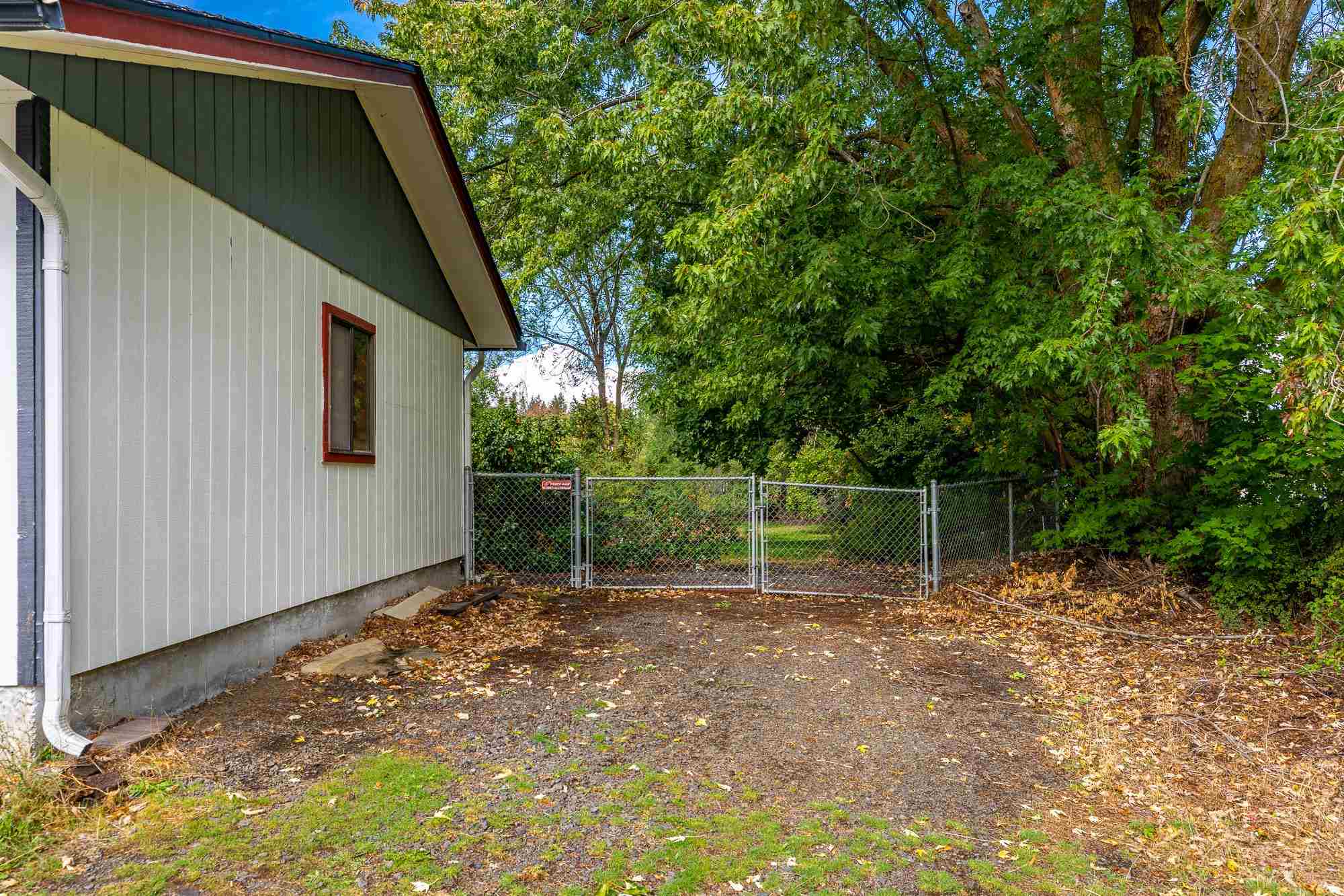 422 West Ivanhoe Road Spokane, WA 99218 - Photo 29 of 31