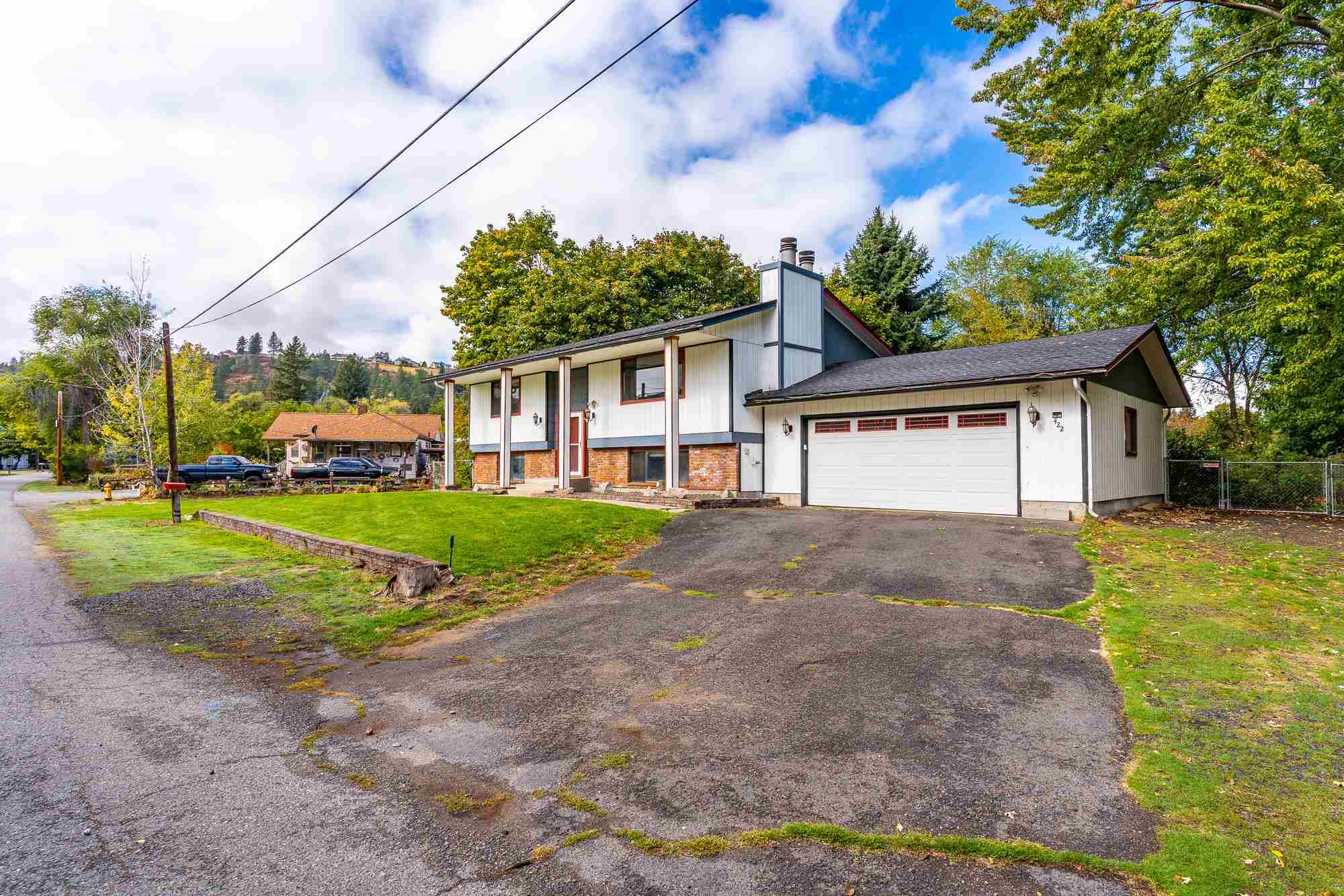 422 West Ivanhoe Road Spokane, WA 99218 - Photo 30 of 31