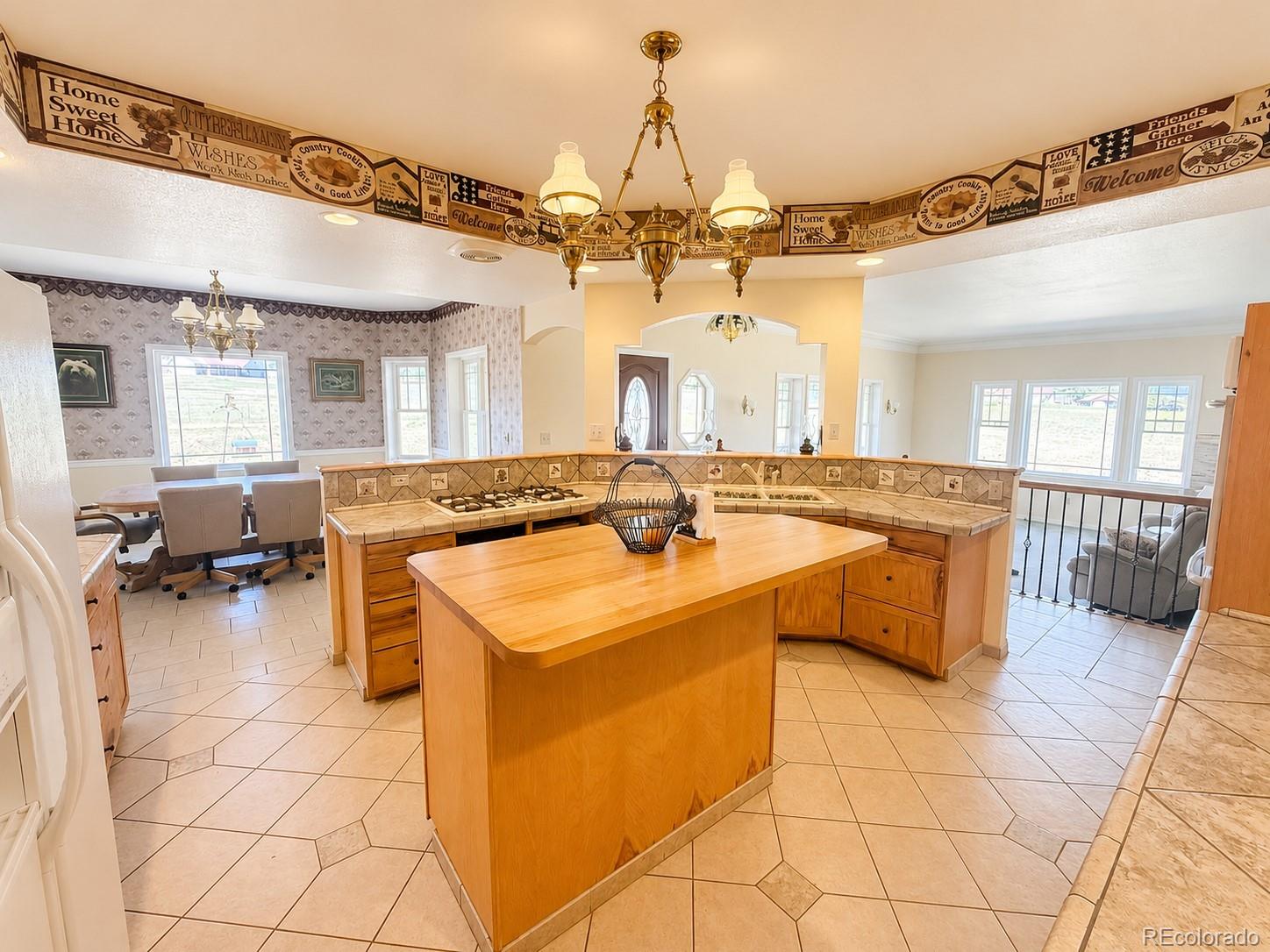 242 East Blarney Stone Road Howard, CO 81233 - Photo 6 of 33 Gallery Image 6