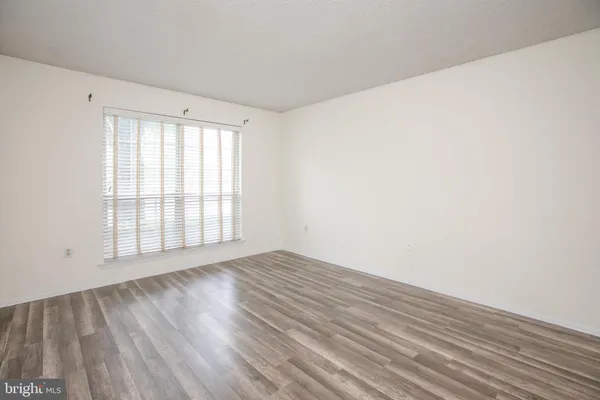 $2,200 | 5 Chambord Court, Hamilton, NJ 08619