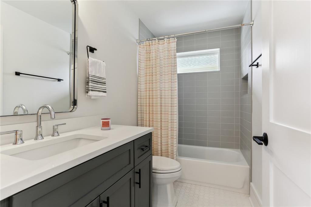 1113 Patterson Road New Orleans, LA 70114 - Photo 10 of 24 Gallery Image 10
