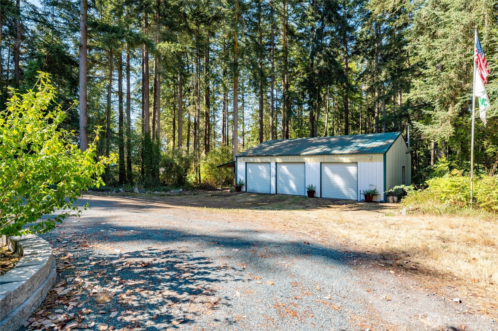 3167 Hunt Road Oak Harbor, WA 98277 - Photo 2 of 40 a view of a outdoor space with trees