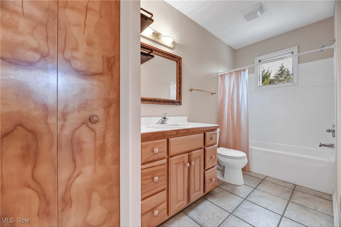 23979 West Rim Drive Columbia Station, OH 44028 - Photo 26 of 49