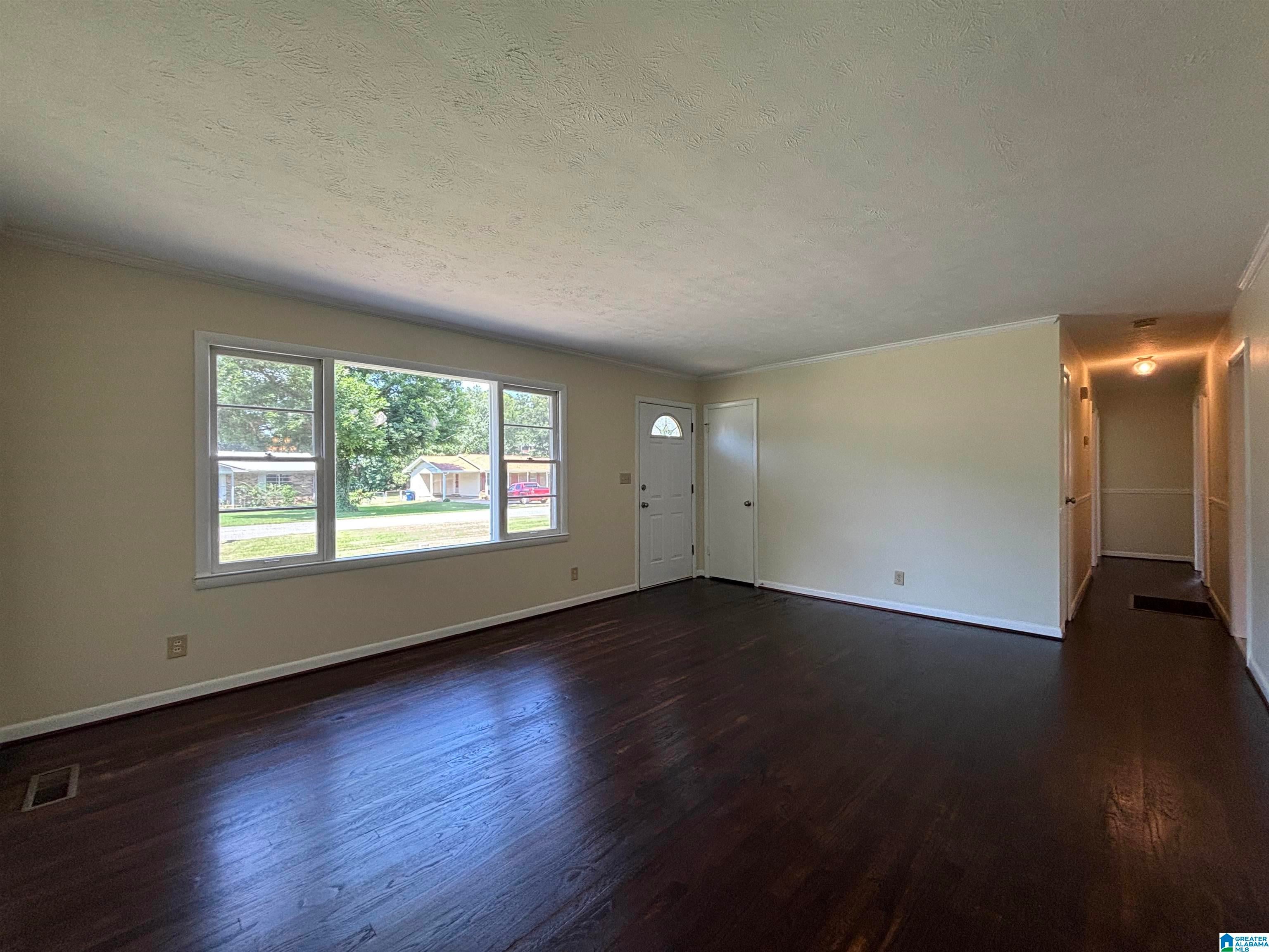220 Patricia Road Anniston, AL 36206 - Photo 8 of 28 Gallery Image 8